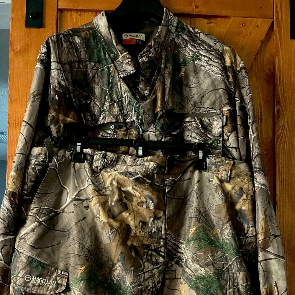 Magellan Camo shirt and Pants Set
